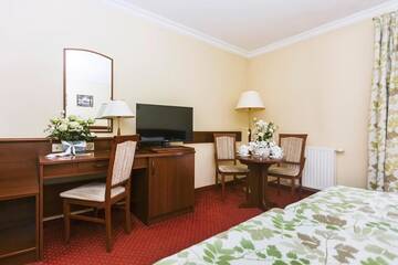 Фото номера Standard Double or Twin Room (Yellow Building) Отель Hotel Barlinek г. Барлинек 21