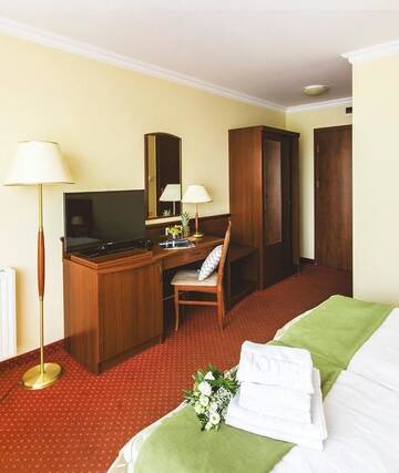 Фото номера Standard Double or Twin Room (Yellow Building) Отель Hotel Barlinek г. Барлинек 29